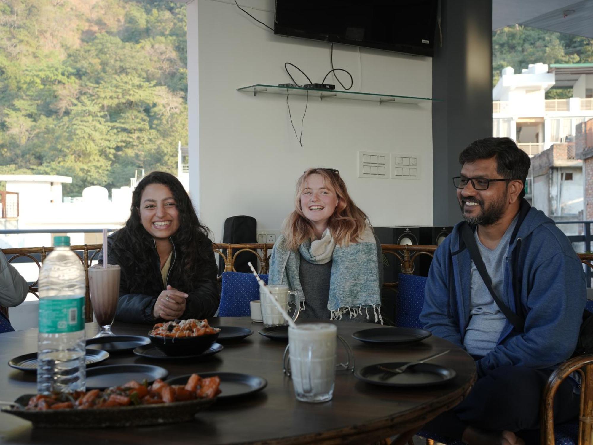 Skyard Rishikesh, Laxman Jhula Hostel Ngoại thất bức ảnh