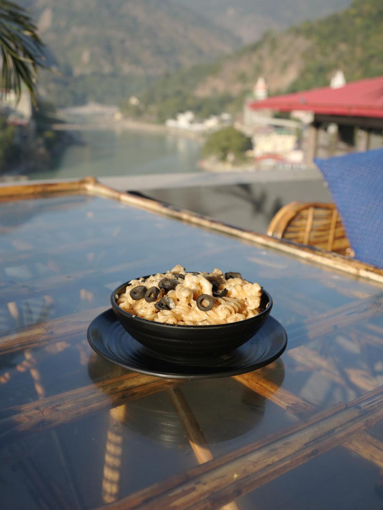 Skyard Rishikesh, Laxman Jhula Hostel Ngoại thất bức ảnh