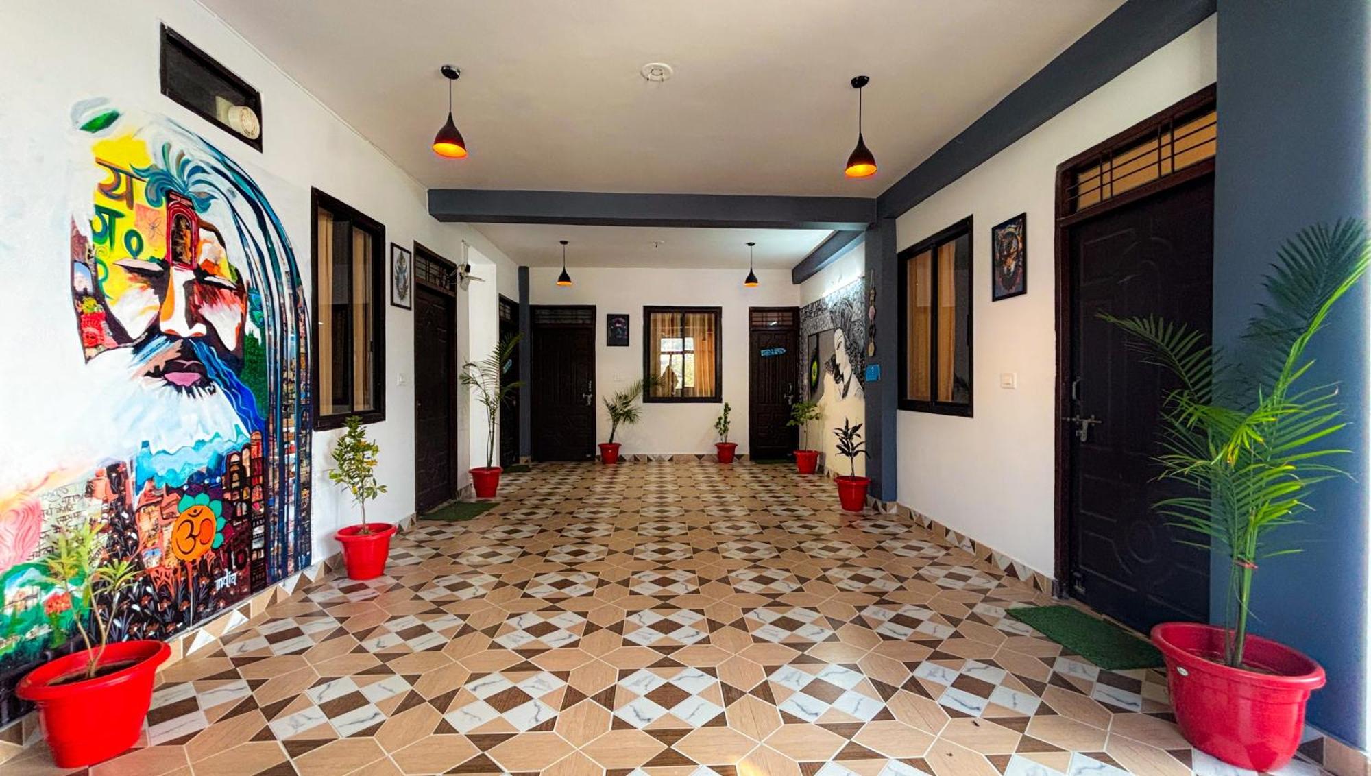 Skyard Rishikesh, Laxman Jhula Hostel Ngoại thất bức ảnh