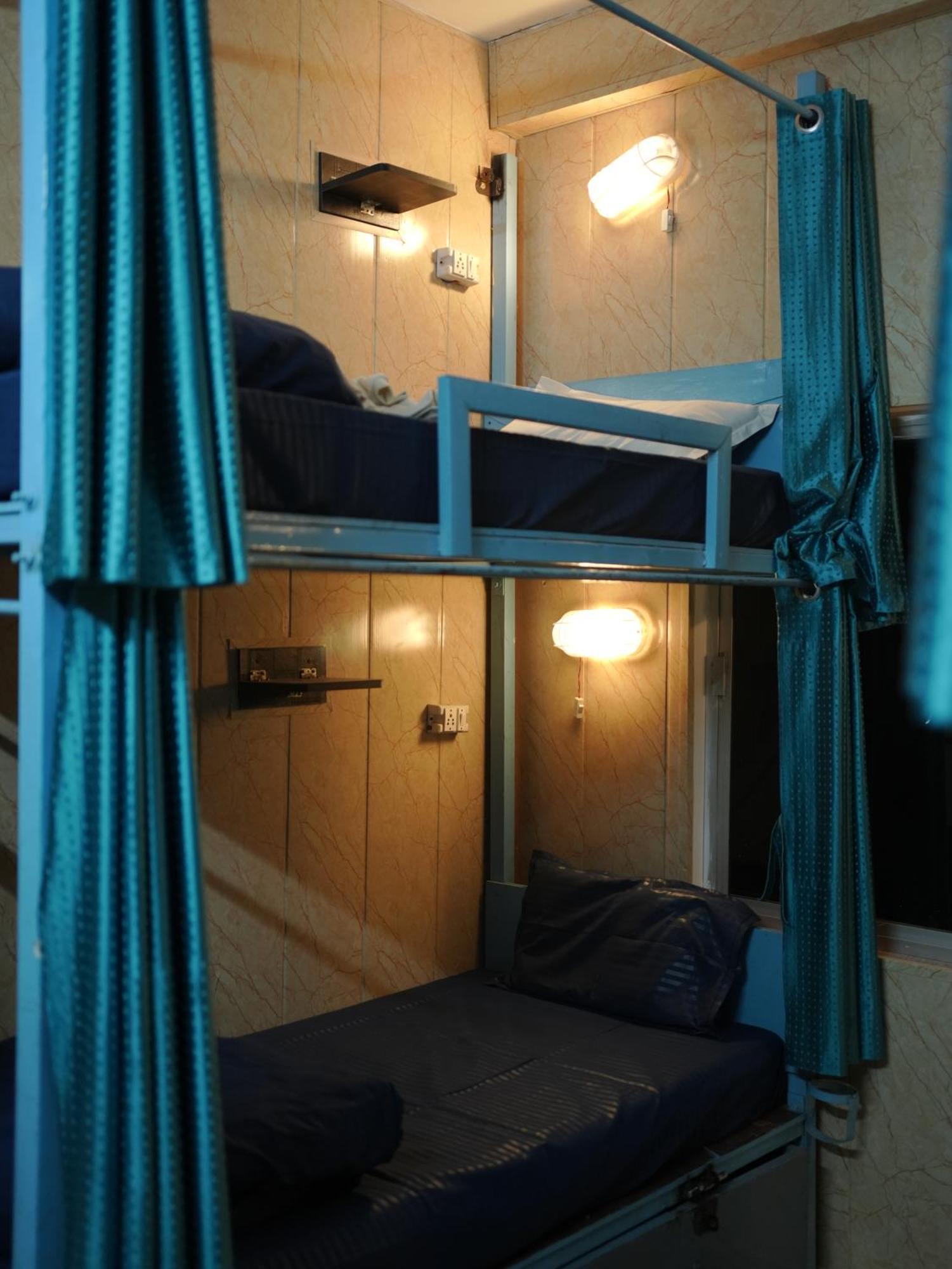 Skyard Rishikesh, Laxman Jhula Hostel Ngoại thất bức ảnh