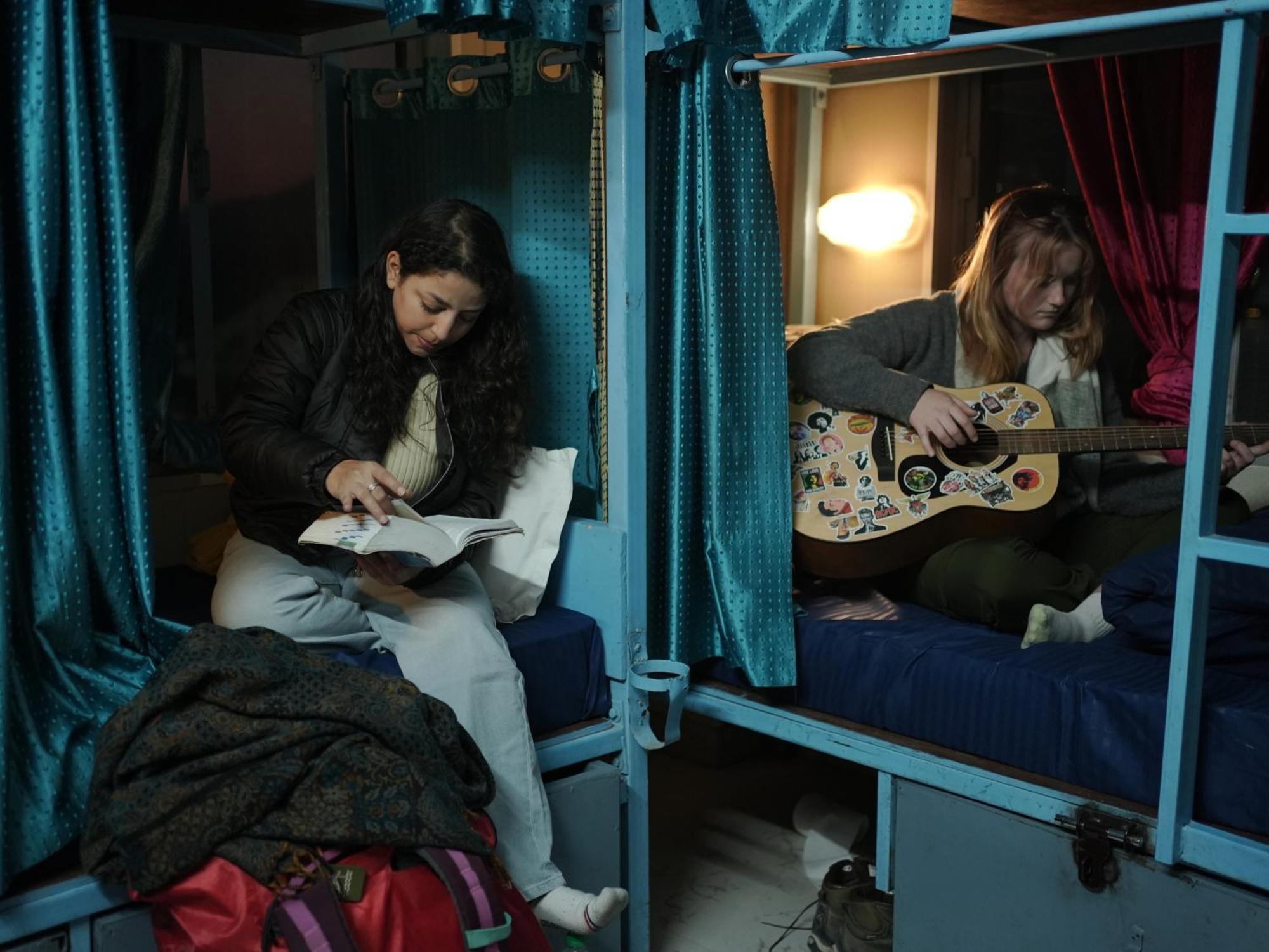 Skyard Rishikesh, Laxman Jhula Hostel Ngoại thất bức ảnh