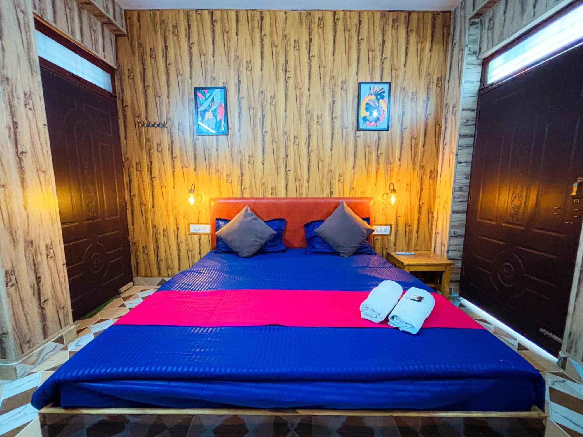 Skyard Rishikesh, Laxman Jhula Hostel Ngoại thất bức ảnh