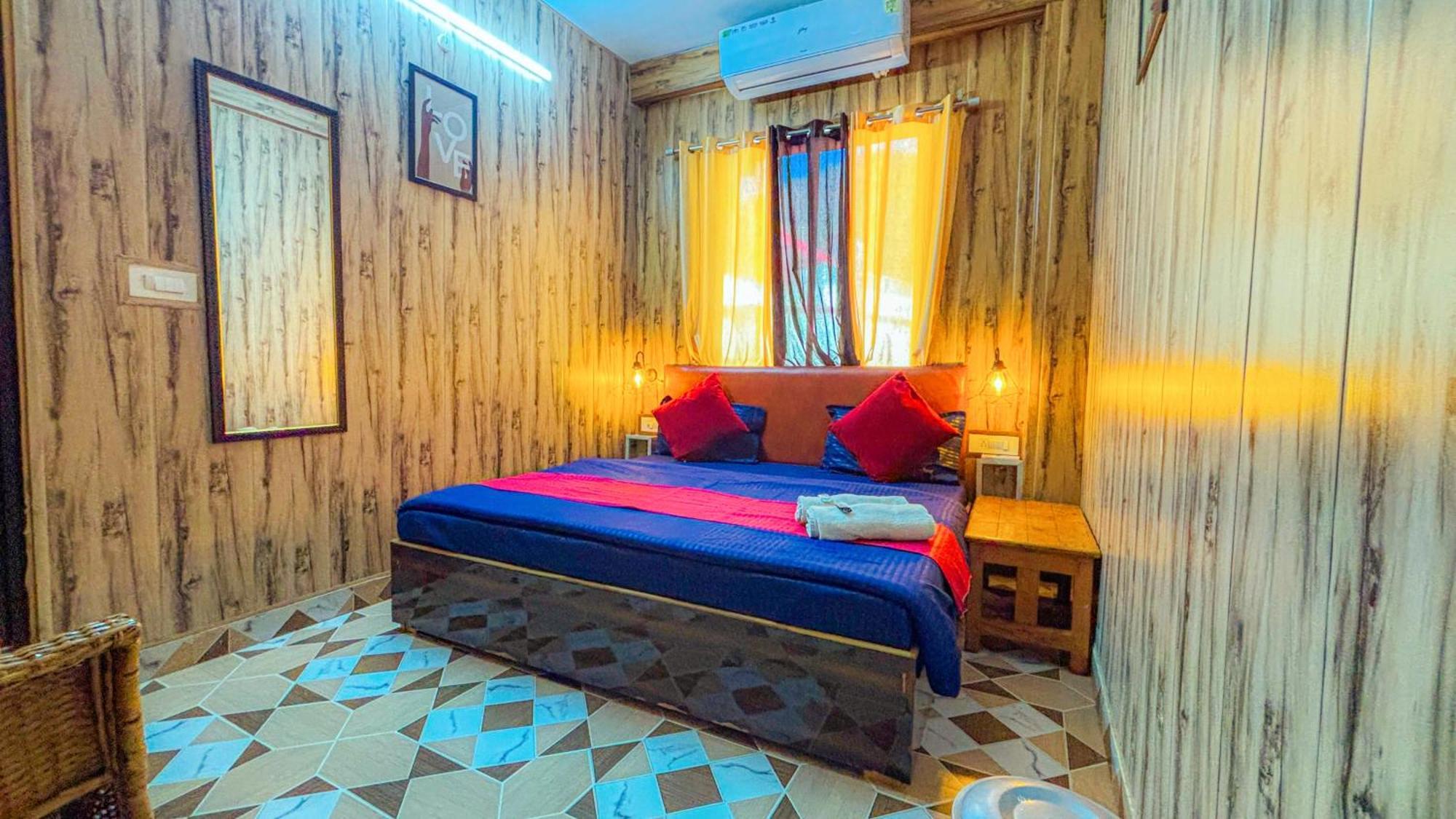 Skyard Rishikesh, Laxman Jhula Hostel Ngoại thất bức ảnh